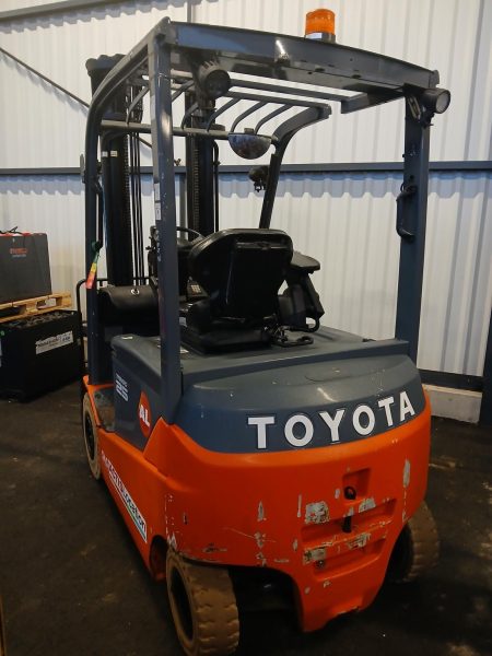 24999-3-8