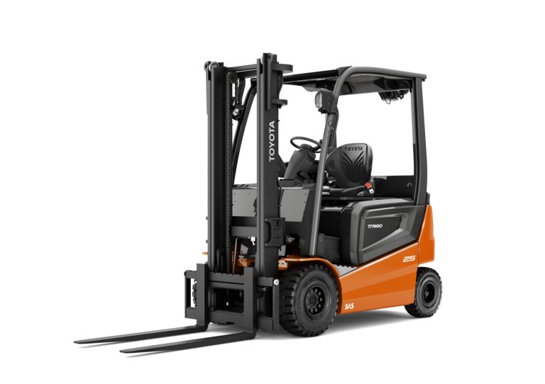 Location Toyota Traigo80, 4 roues, 2,5 t Compact