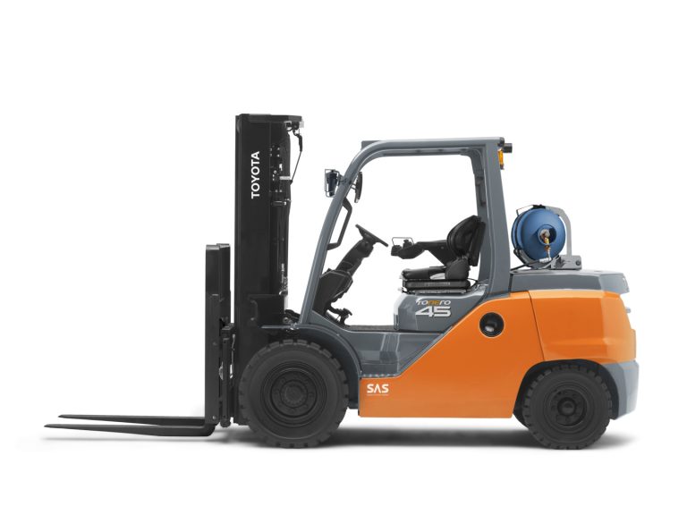 Location Toyota Tonero gaz 2,5t